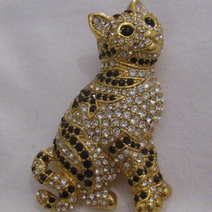 Crystal Pave' Striped Cat Brooch